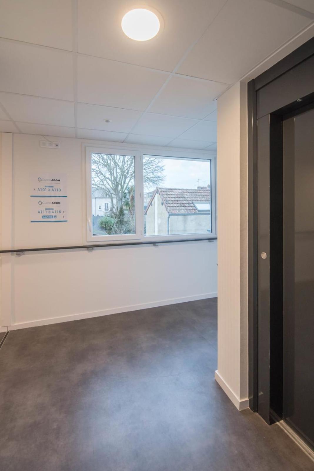 Camille - Studio Wifi Et Gare Le Mans Exterior photo